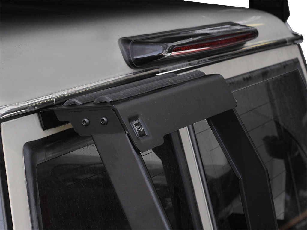 Toyota Land Cruiser 76 Ladder - Front Runner 1