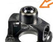 Kardaanin tuplaristikon keskilaakeri 1