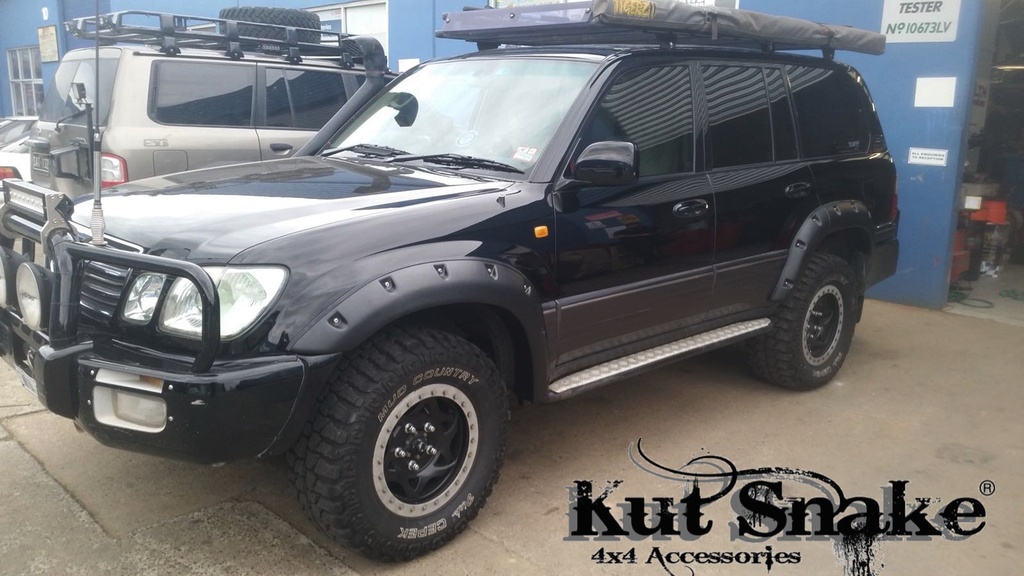 Lokasuojan levike, Toyota Land Cruiser 100 Standard 15