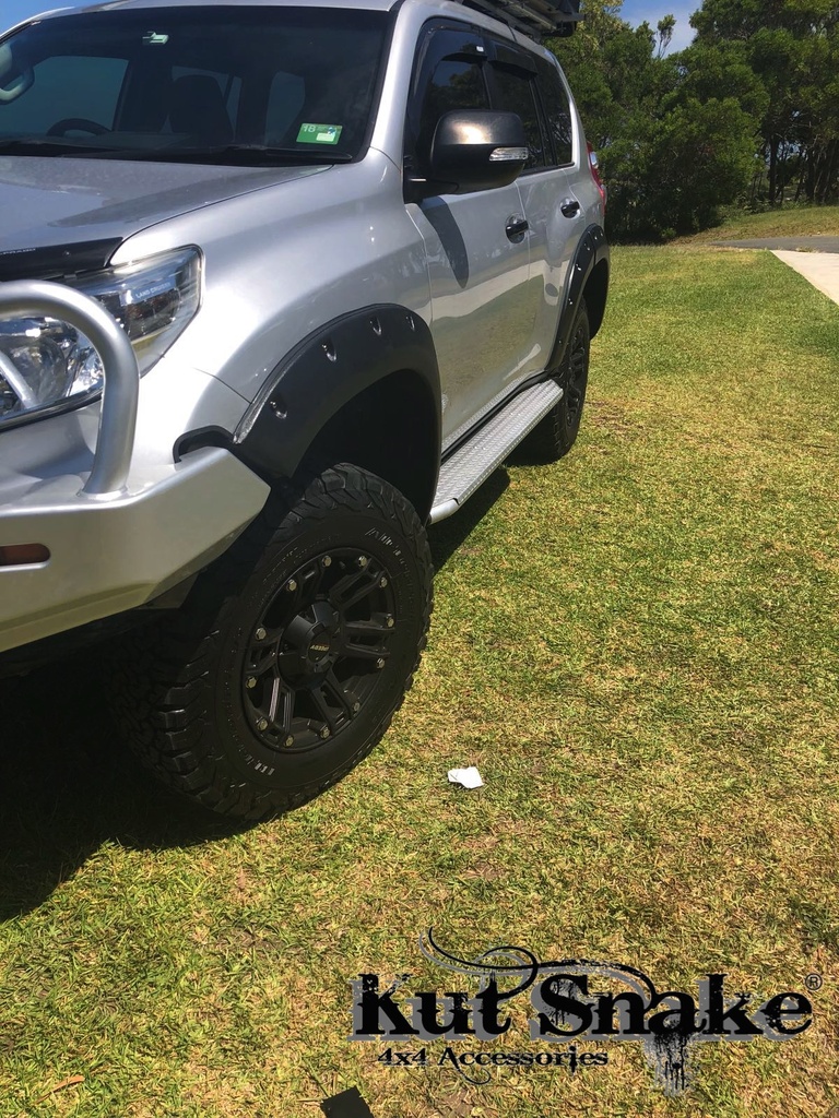 Lokasuojan levike, Toyota Land Cruiser 150 14