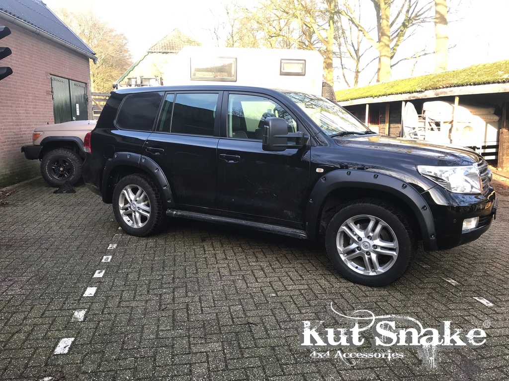 Fender Flares Toyota LC200 10