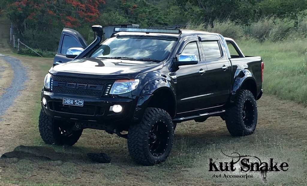 Ford Ranger PX1 Raptor maski 1