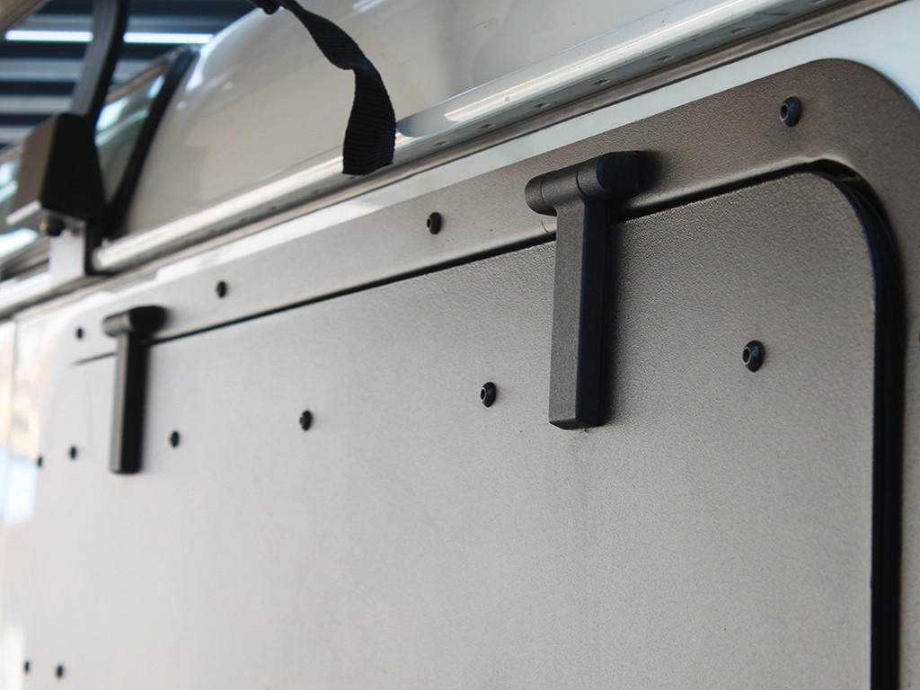 Gullwing Hinge - valmistaja Front Runner 3