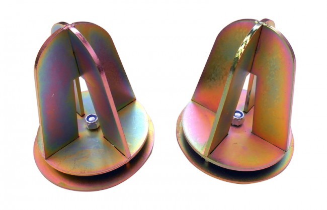 Jousen ohjaimet taakse, Land Rover