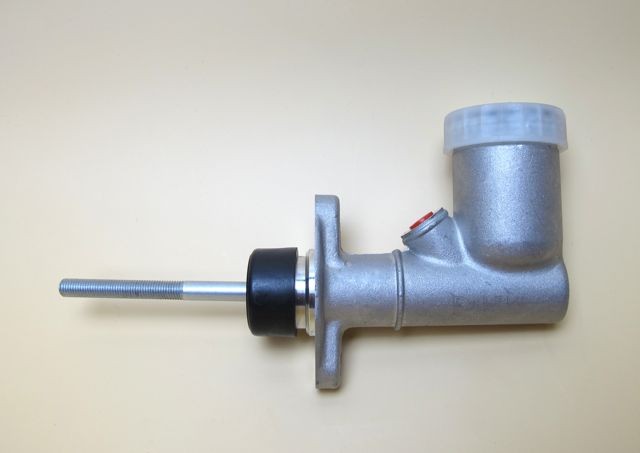 CLUTCH MASTER CYLINDER, STC500100