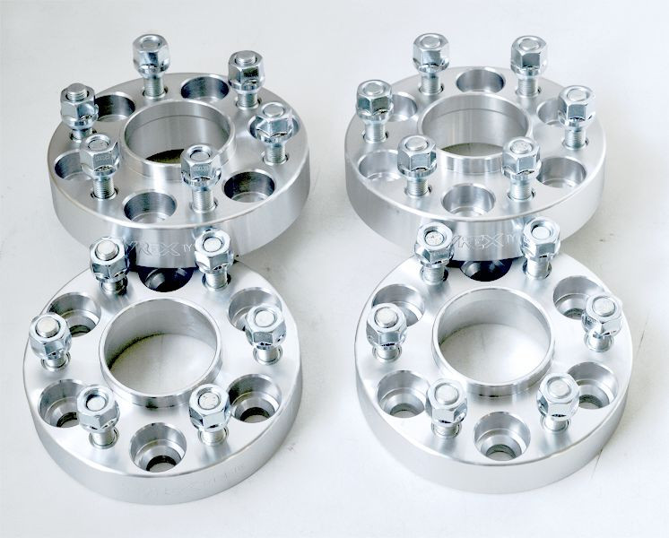 WHEEL SPACER 30MM 6X4.5 NISSAN W. Centre ring