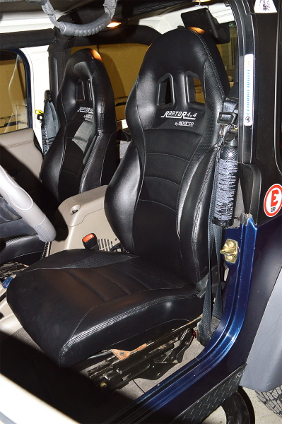 WRANGLER TJ höger stolmonterings