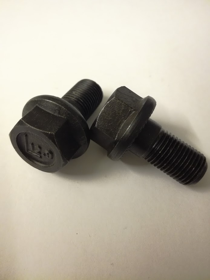 RING BOLT CHR 8:25 - METRIC THREAD