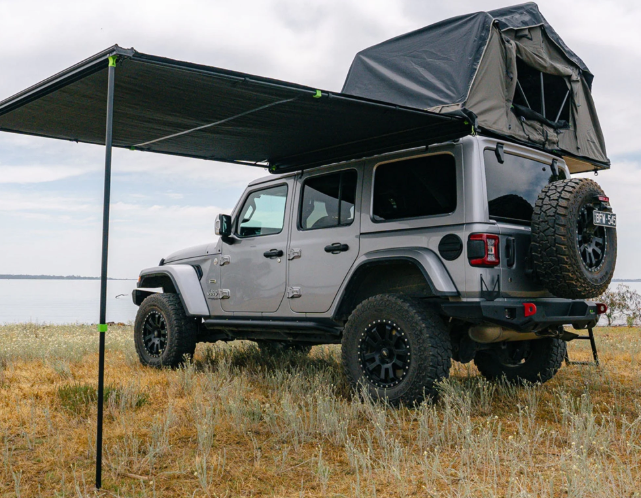 Deltawing 90° Markis 1.4m x 2m