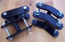 SHACKLE KIT SAMURAI +2" SUZUKI