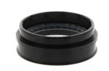 Vetoakselin tiiviste taakse