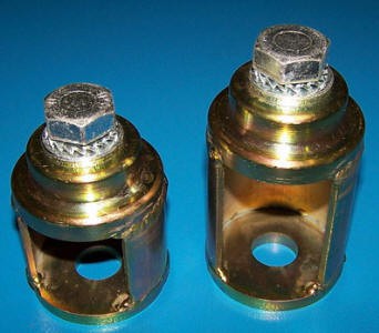 Takaiskunvaimentimien + 5cm korotuspalat, pari, Land Rover