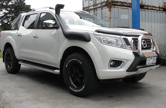 Safari snorkel Nissan D23